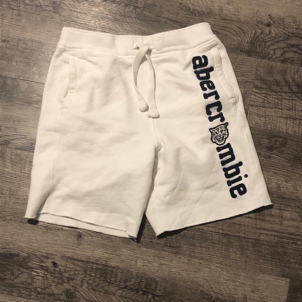 Kid’s Abercrombie Shorts Size Large